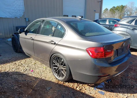 2015 BMW 328I z USA, uszkodzony, nr VIN WBA3A5G54FNS83424